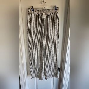 New Mix Monochrome Striped Apparel